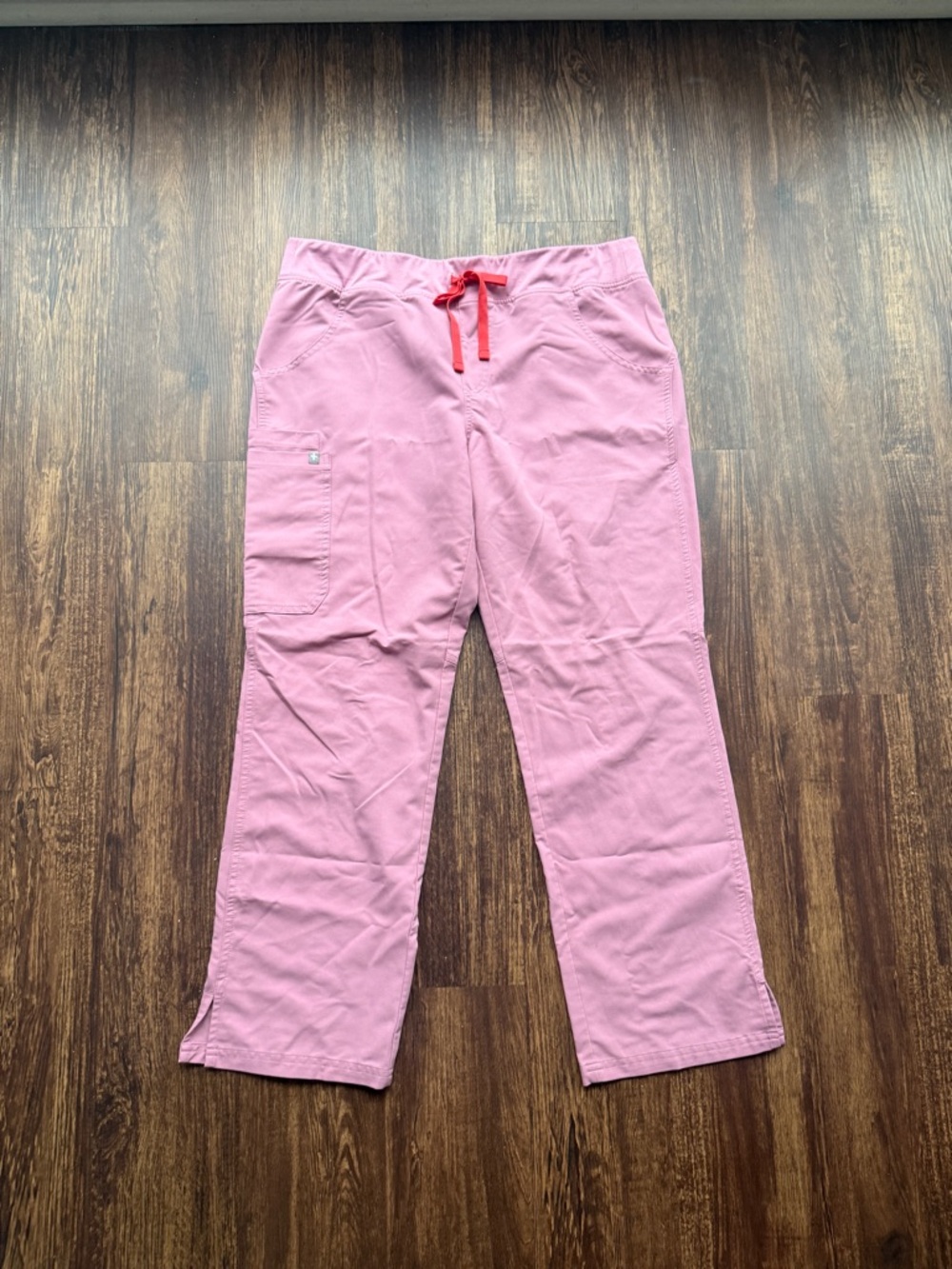 FIGS Women’s Chalk Pink Kade Cargo Scrub Pants Hospital Nurse- Size LP